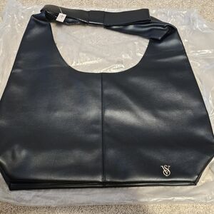 NWT VICTORIA SECRETS LARGE BLACK HOBO SHOULDER BAG
